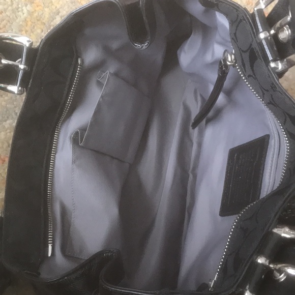 Coach purse - Picture 2 of 4